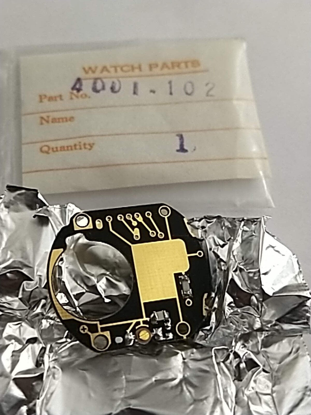 NOS Seiko circuit Plock Digital Part . 4001 102