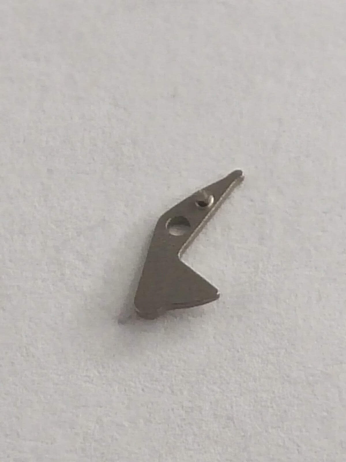 NOS SEIKO / Sitting lever/ Part . 383 220/221/222/Cal. 2205A/2202A /1Pc