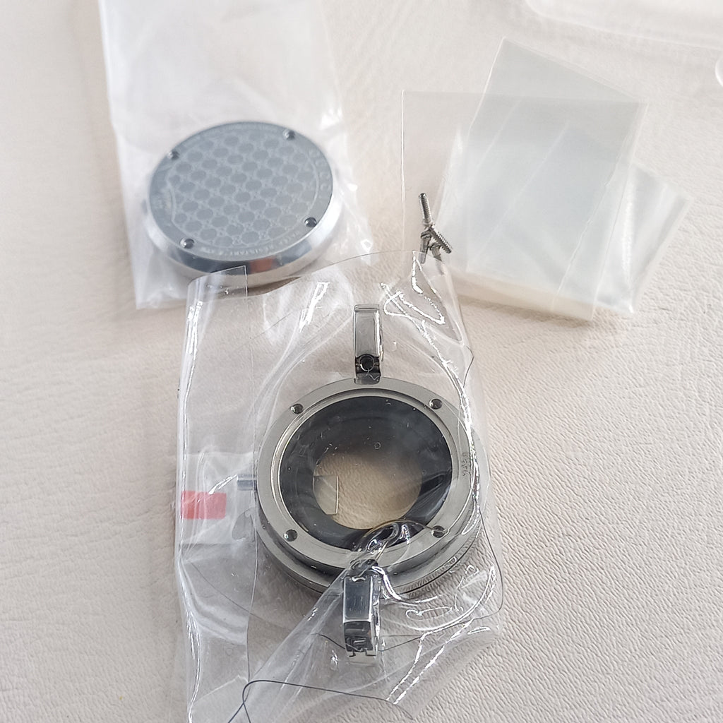 GUCCI Complete Watch Case – Part No. YDA04019 with Cover