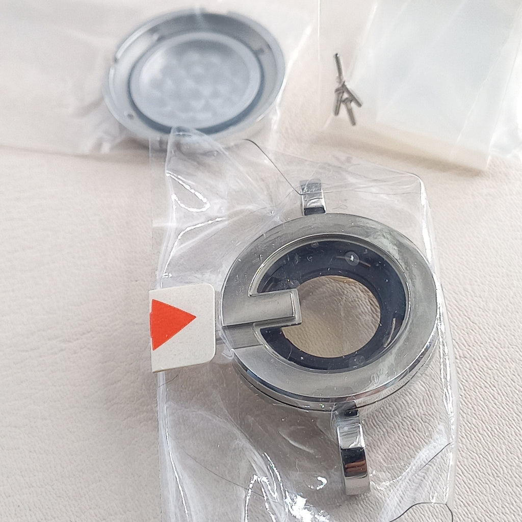 GUCCI Complete Watch Case – Part No. YDA04019 with Cover