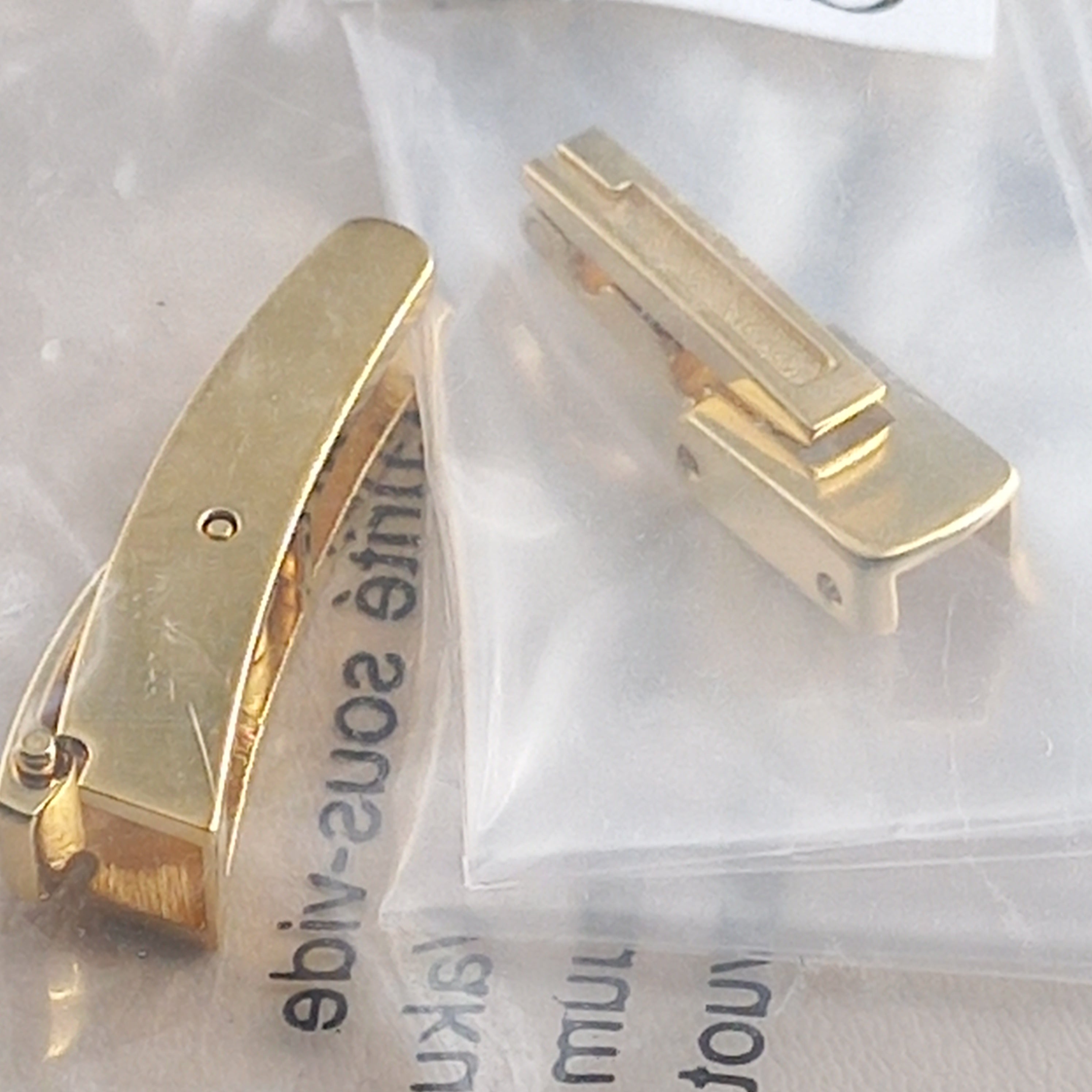 GUCCI Watch Bracelet Folding Clasp – Ref. 164.04.4 /Gucci 6400 series / 1100 series bracelets