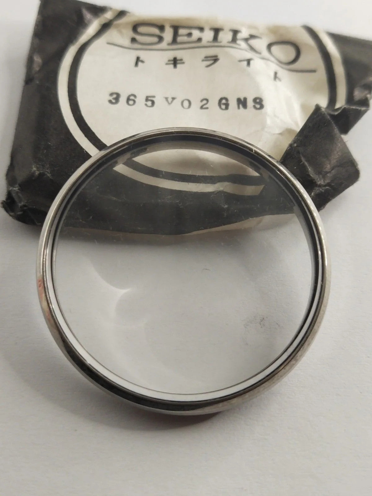 New old stock original Seiko glass 365V02GNS