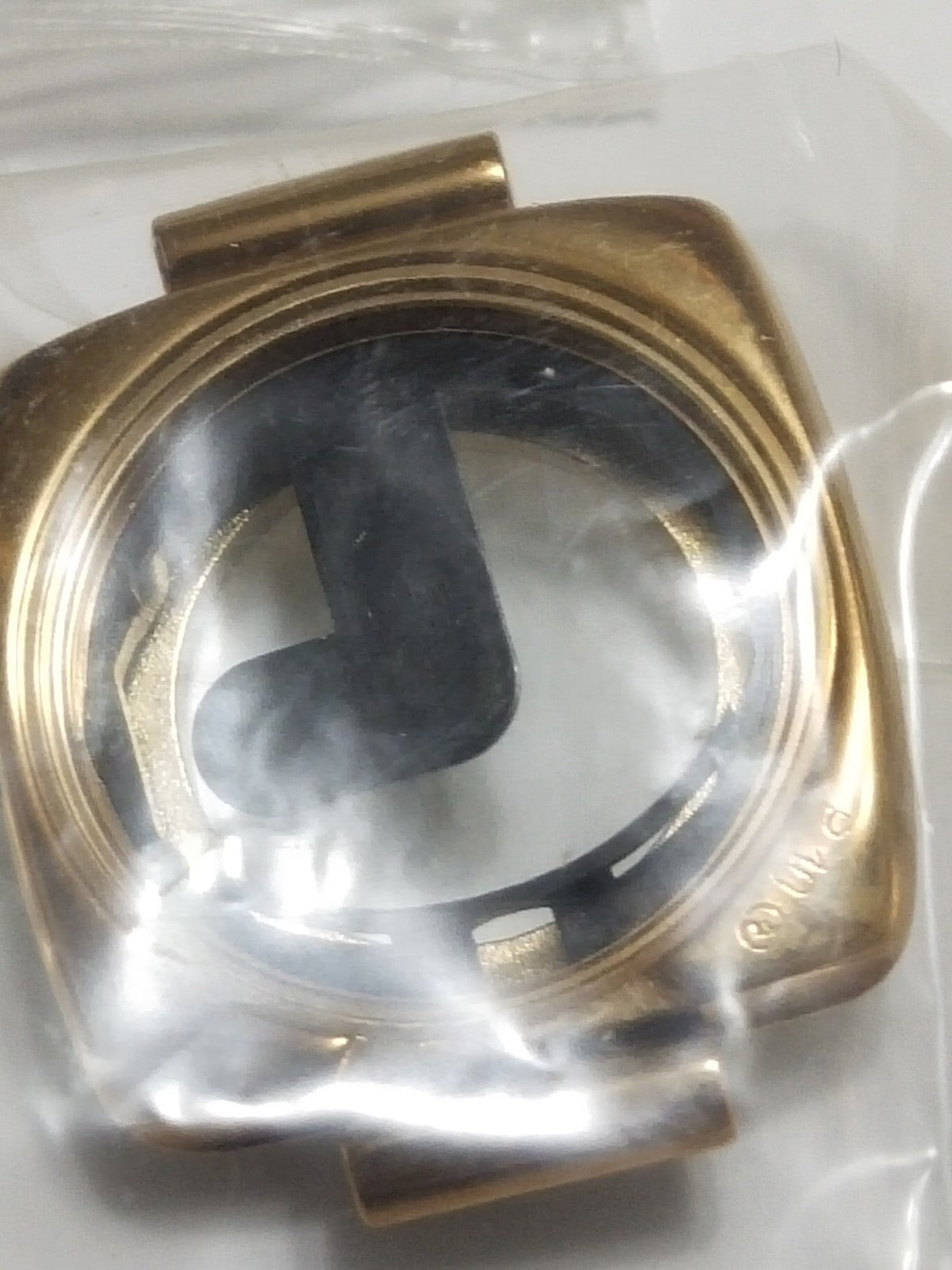 GUCCI Original / Complete Case/ Part No. 102.6400.2/ 6400L Gold color 