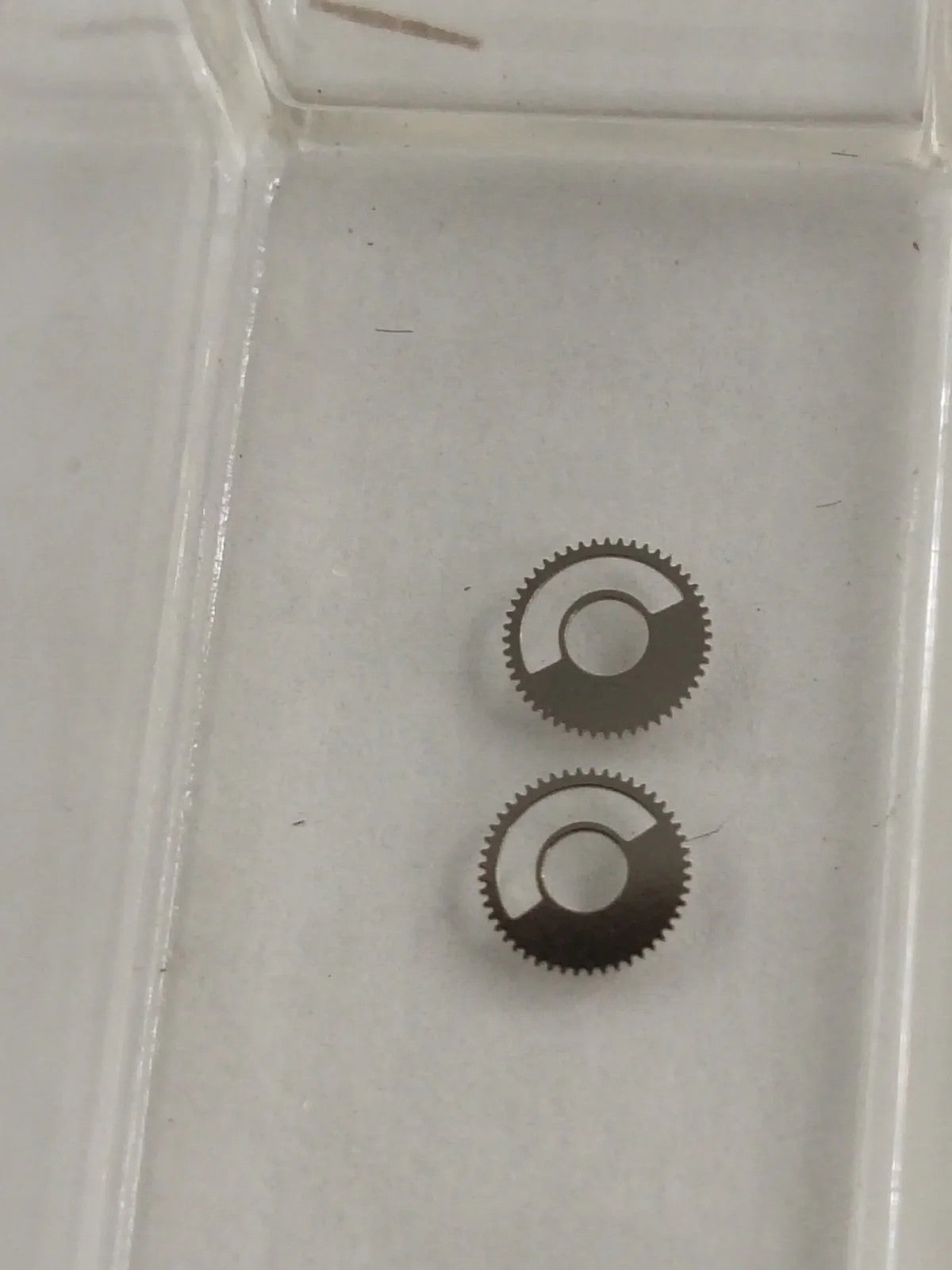 NOS Seiko Date Draiving wheel Parts 802 261 / 1 Pc