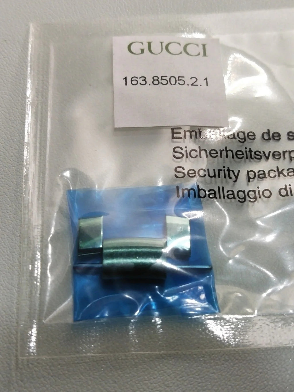 GUCCI Original / Link golden color / Part No. 163.8505.2.1 / 18m.m