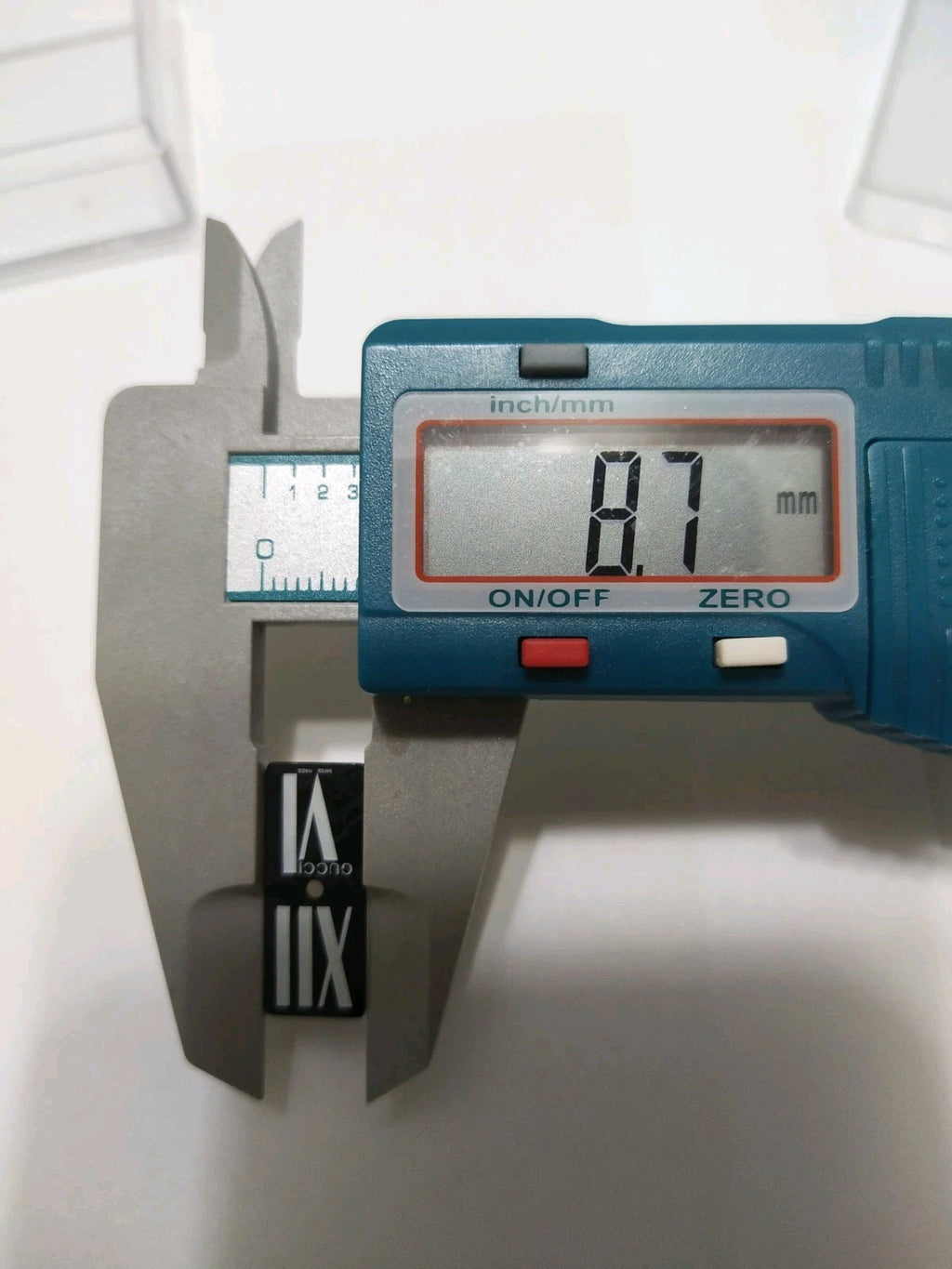 GUCCI Original / Dail   / Part No. YDA05085/  Black color 