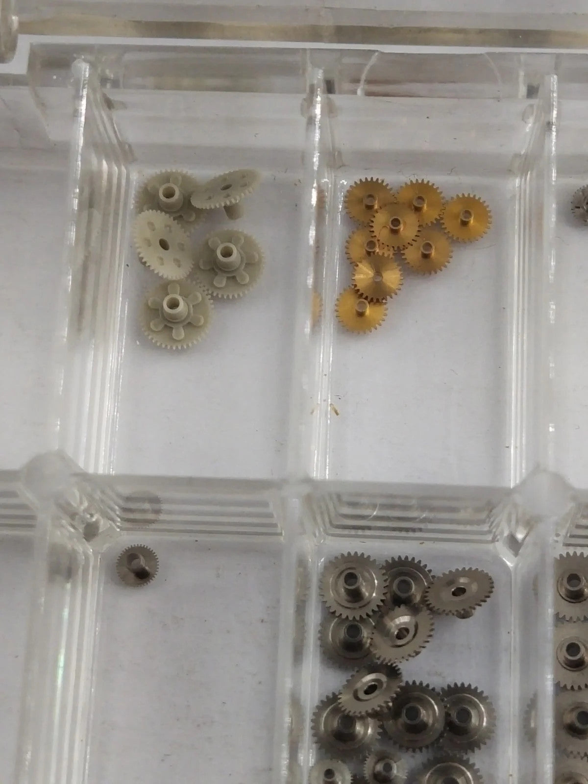 NOS SEIKO hour wheel Part 271 +++ Price from 25 to 40 per piece