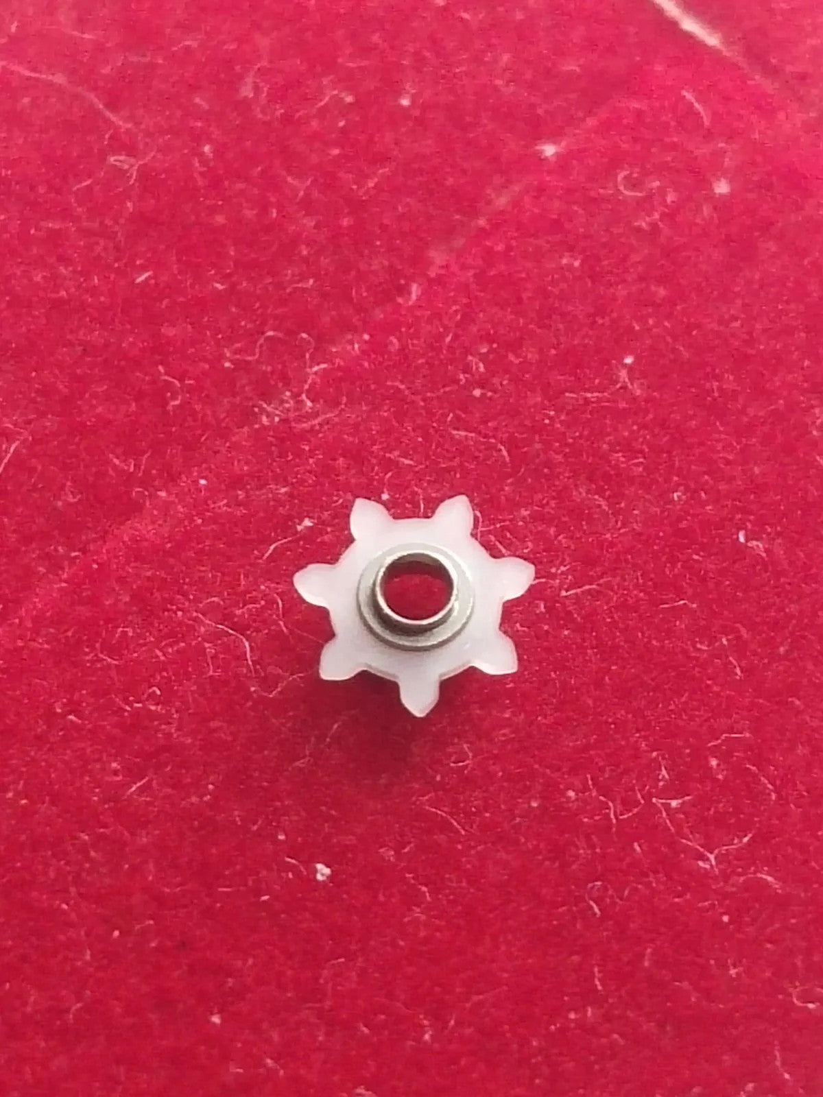 NOS Seiko Parts 737 900/ 1 Pc