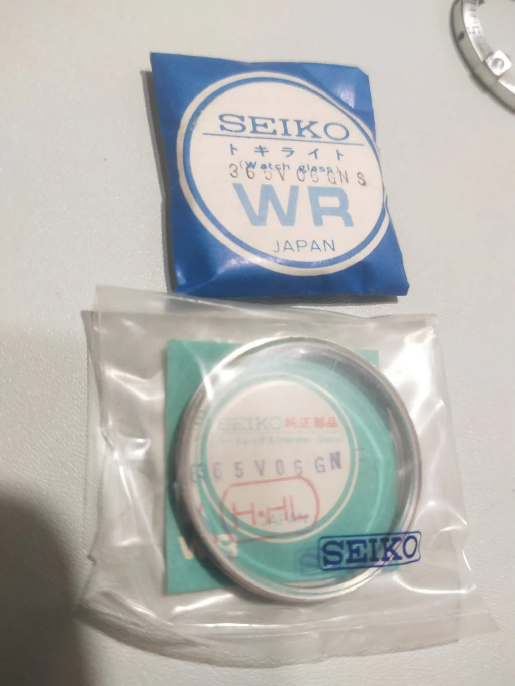 New old stock original Seiko glass 365V06GN