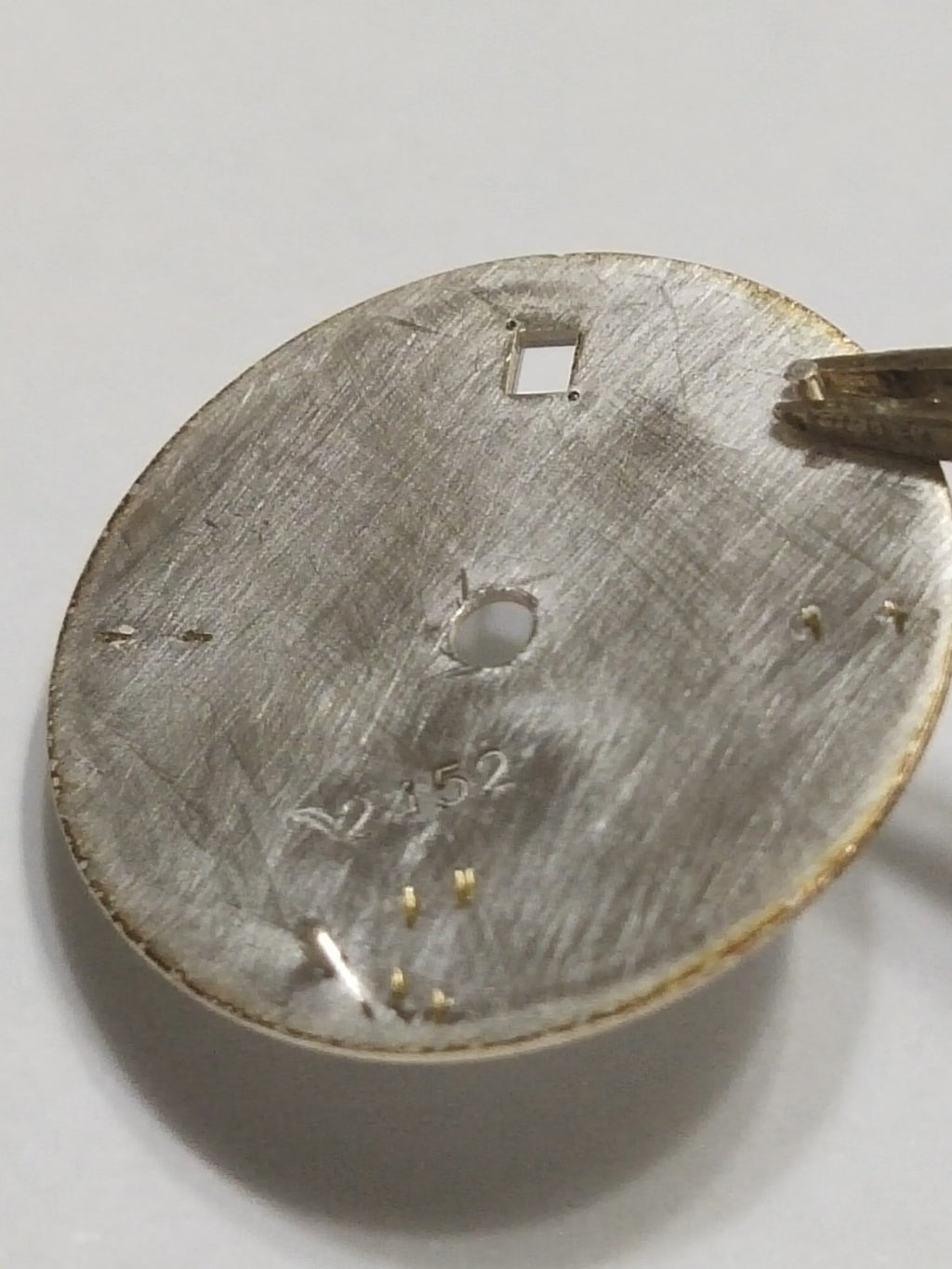 GUCCI Original / Dail  / Part No. YDA051.A422.4/ Creamy  color 