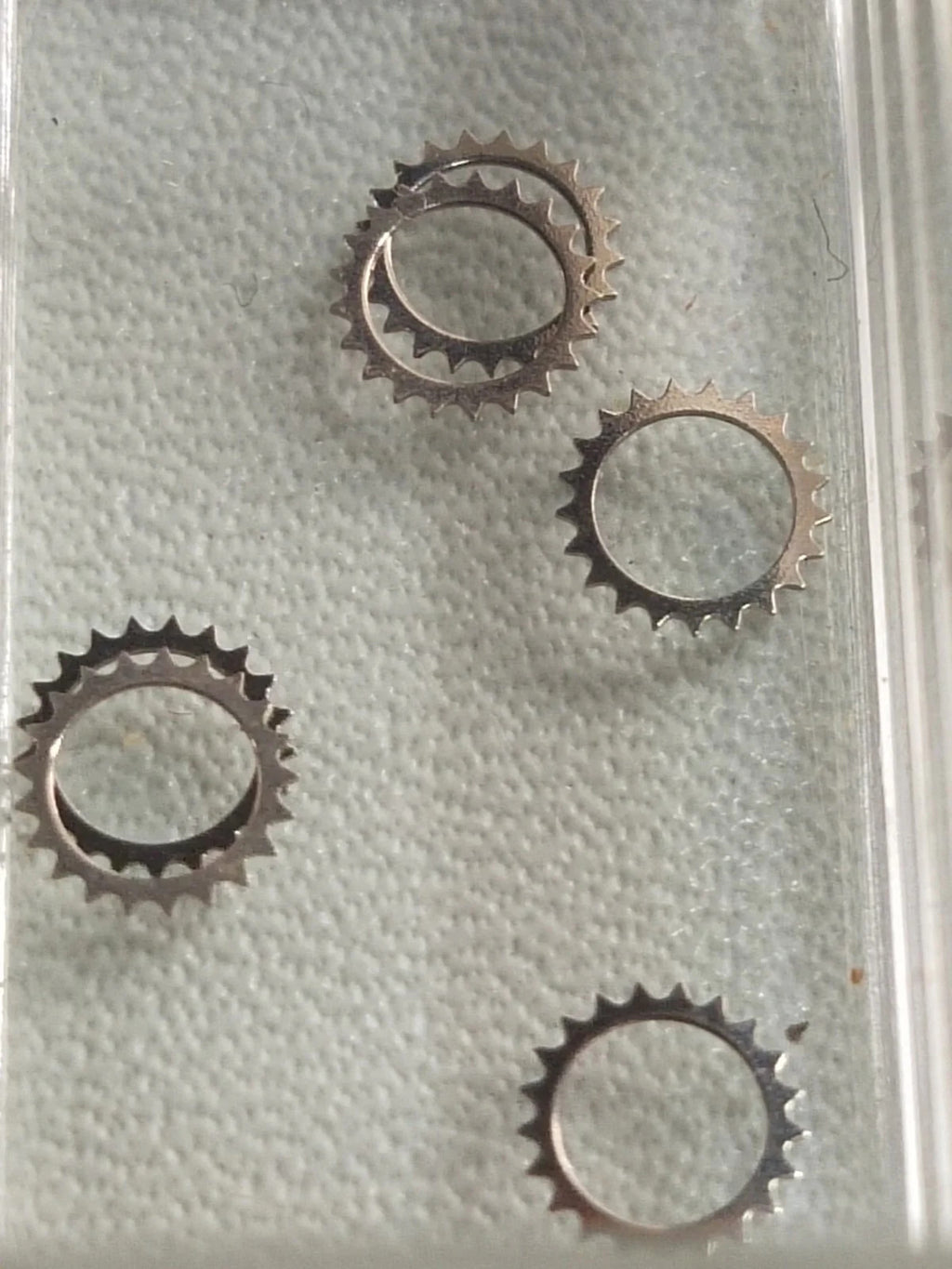 NOS Seiko Parts 980 680/ Cal. 4826A(1pc