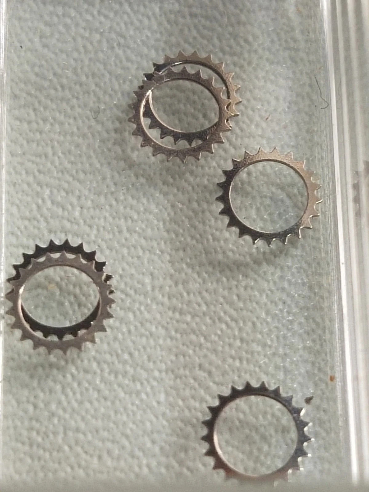 NOS Seiko Parts 980 680/ Cal. 4826A(1pc