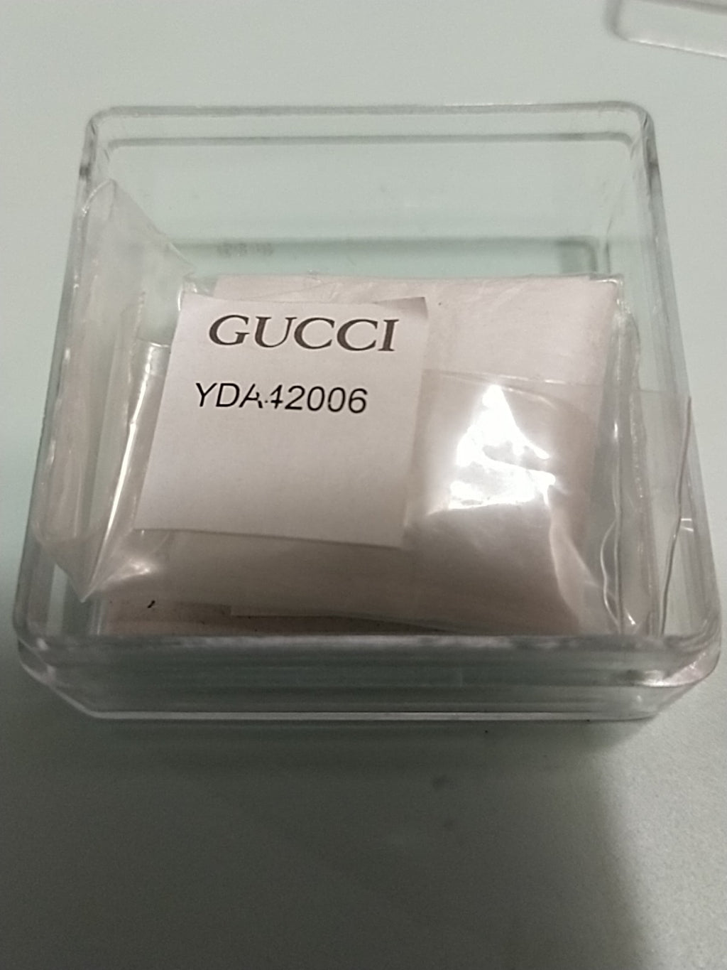 GUCCI Original /Crystal / Part No. YDA 42006
