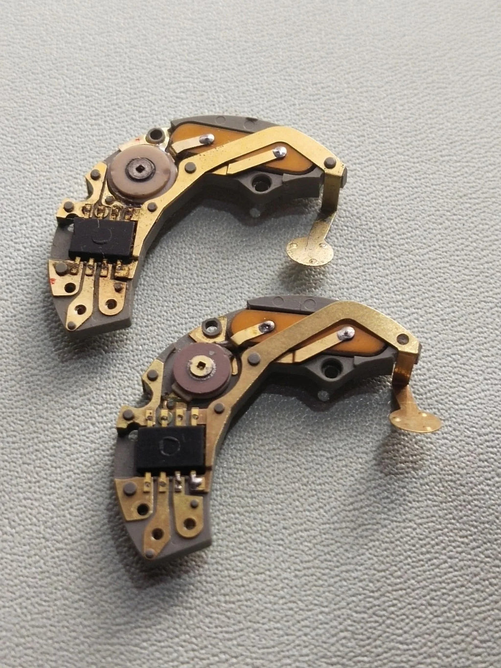 OMEGA 1310-9100 Circuit Block / Full work / Used .....1pc