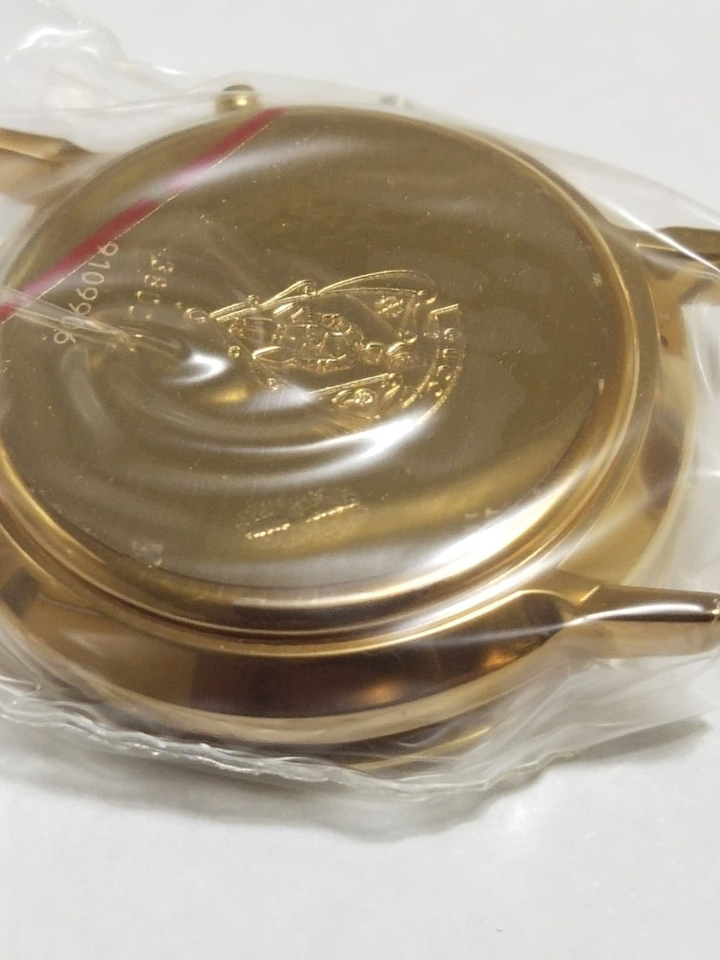 GUCCI Original / Complete Case/ Part No. 102.3800.1 / 3800M Gold color 