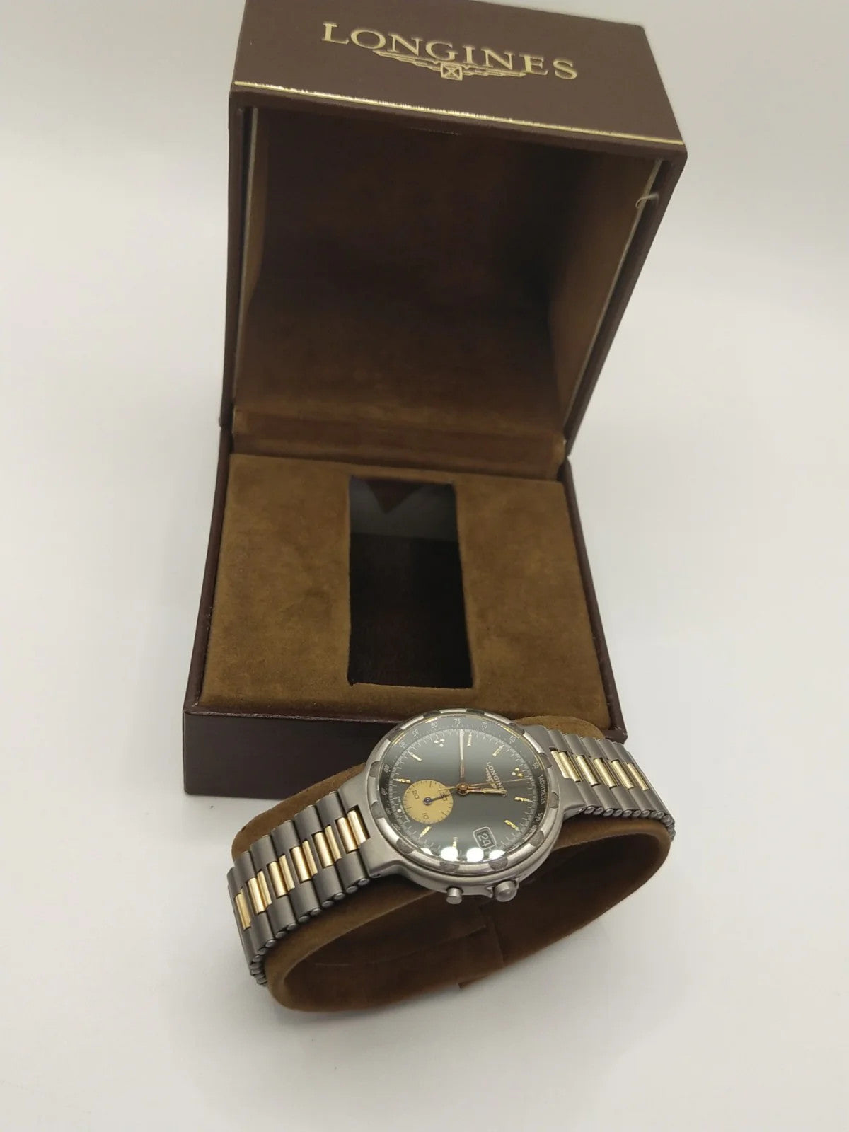 RAR new LONGINES CONQUEST MODELE DEPOSE GENTS One-push chronograph
