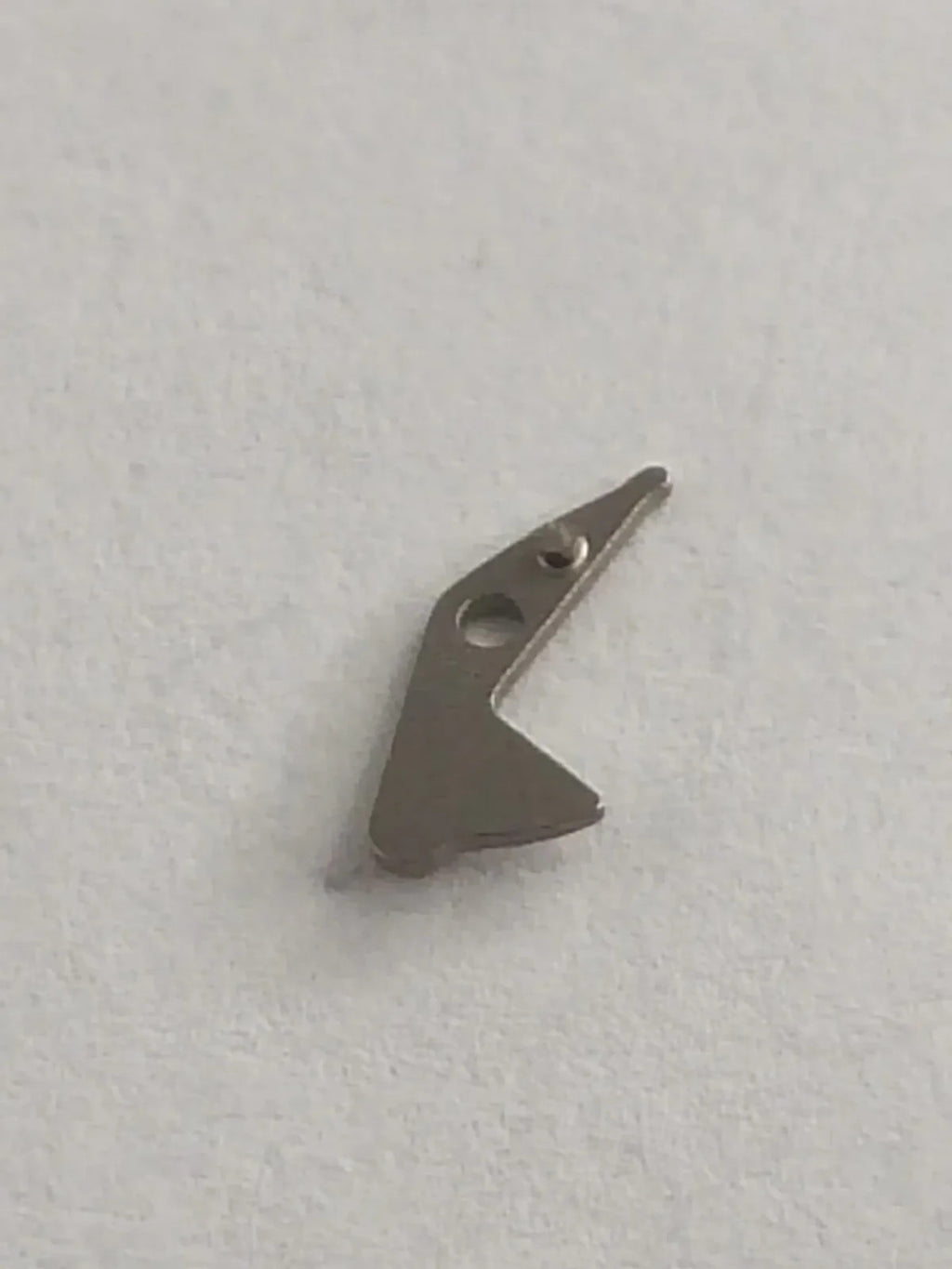 NOS SEIKO / Sitting lever/ Part . 383 220/221/222/Cal. 2205A/2202A /1Pc