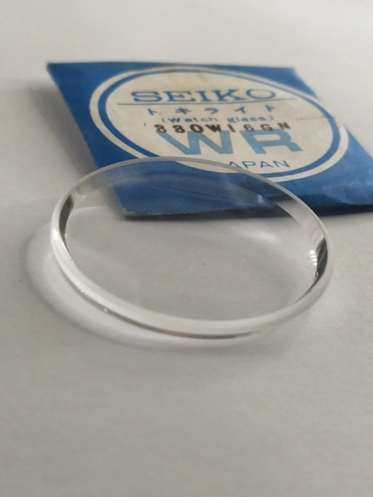 New old stock original Seiko glass 330W16GN