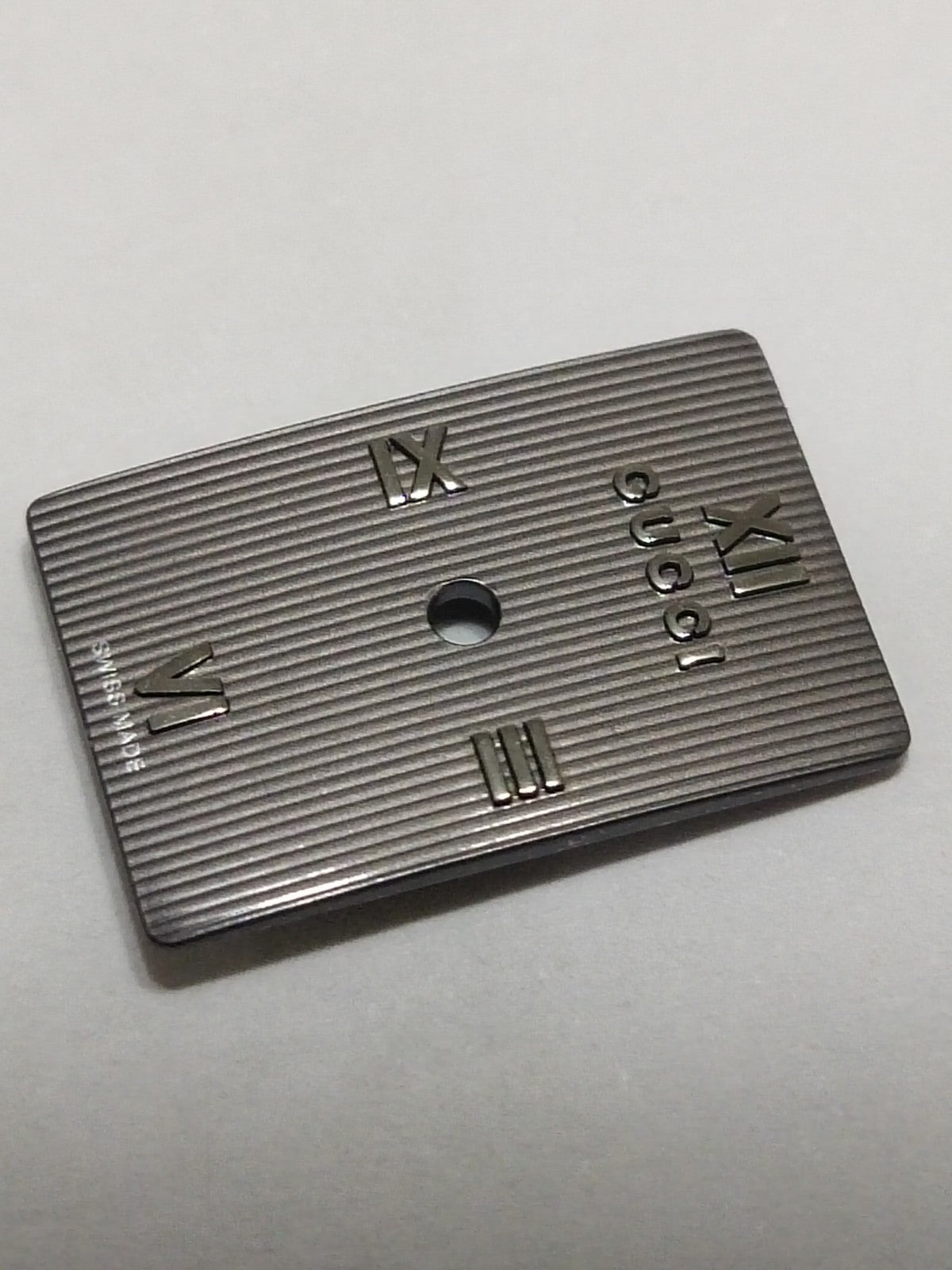 GUCCI Original / Dail /gray color   / Part No. YDA05034/  