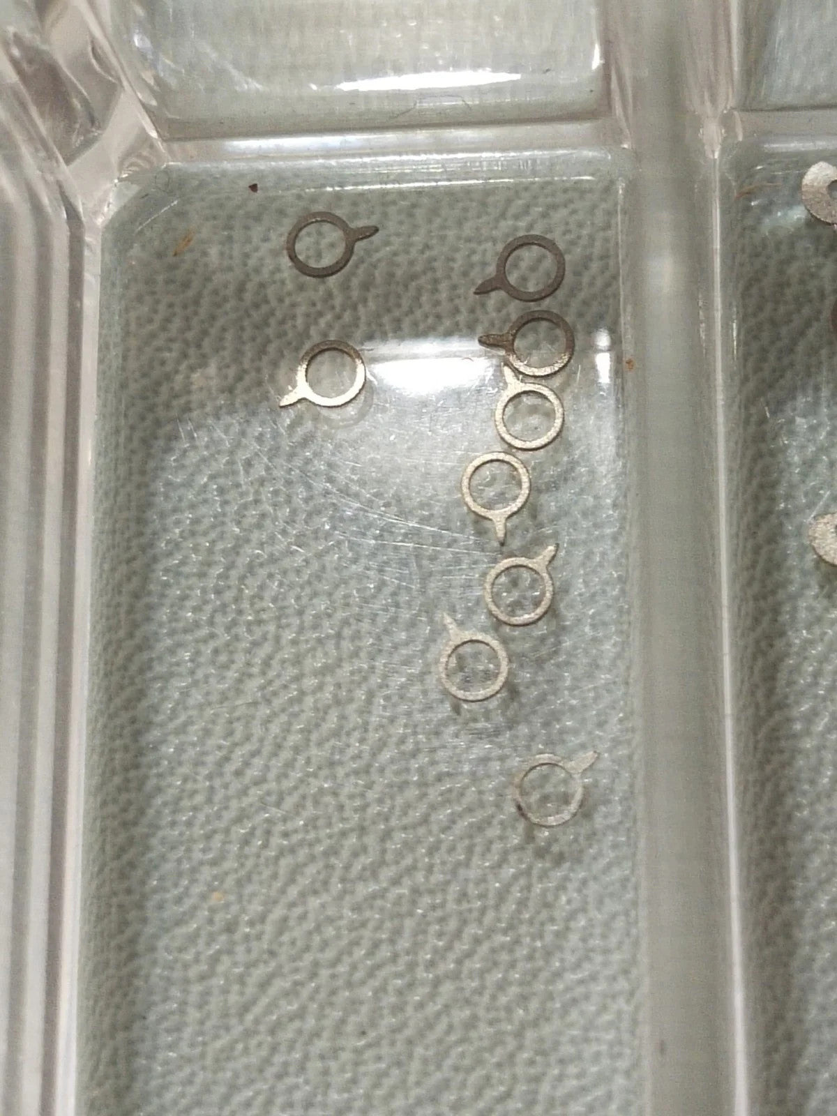 NOS Seiko Parts 556 011 /Cal. 4325A/1pc