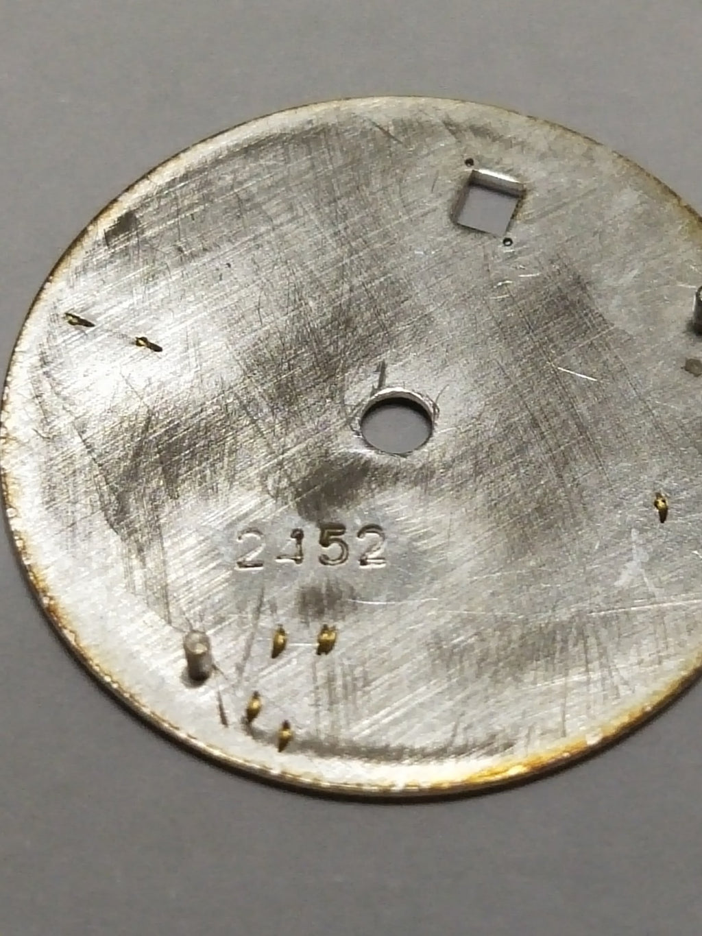 GUCCI Original / Dail  / Part No. YDA051.A422.4/ Creamy  color 