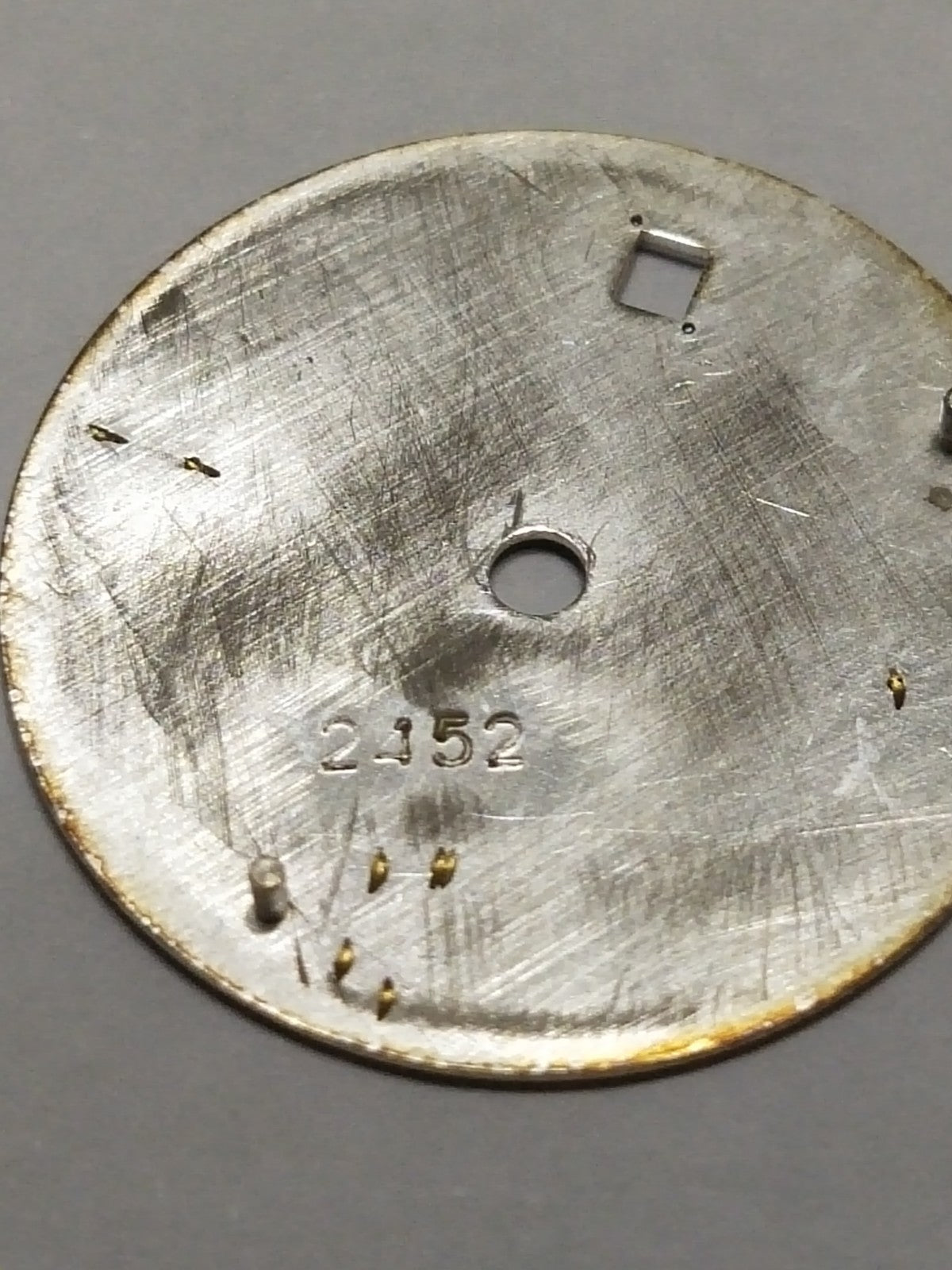 GUCCI Original / Dail  / Part No. YDA051.A422.4/ Creamy  color 