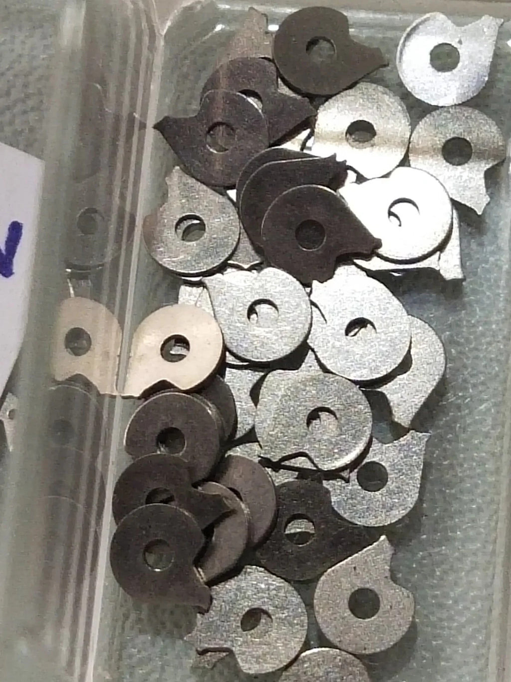 NOS Seiko Parts 556 004 /1pc