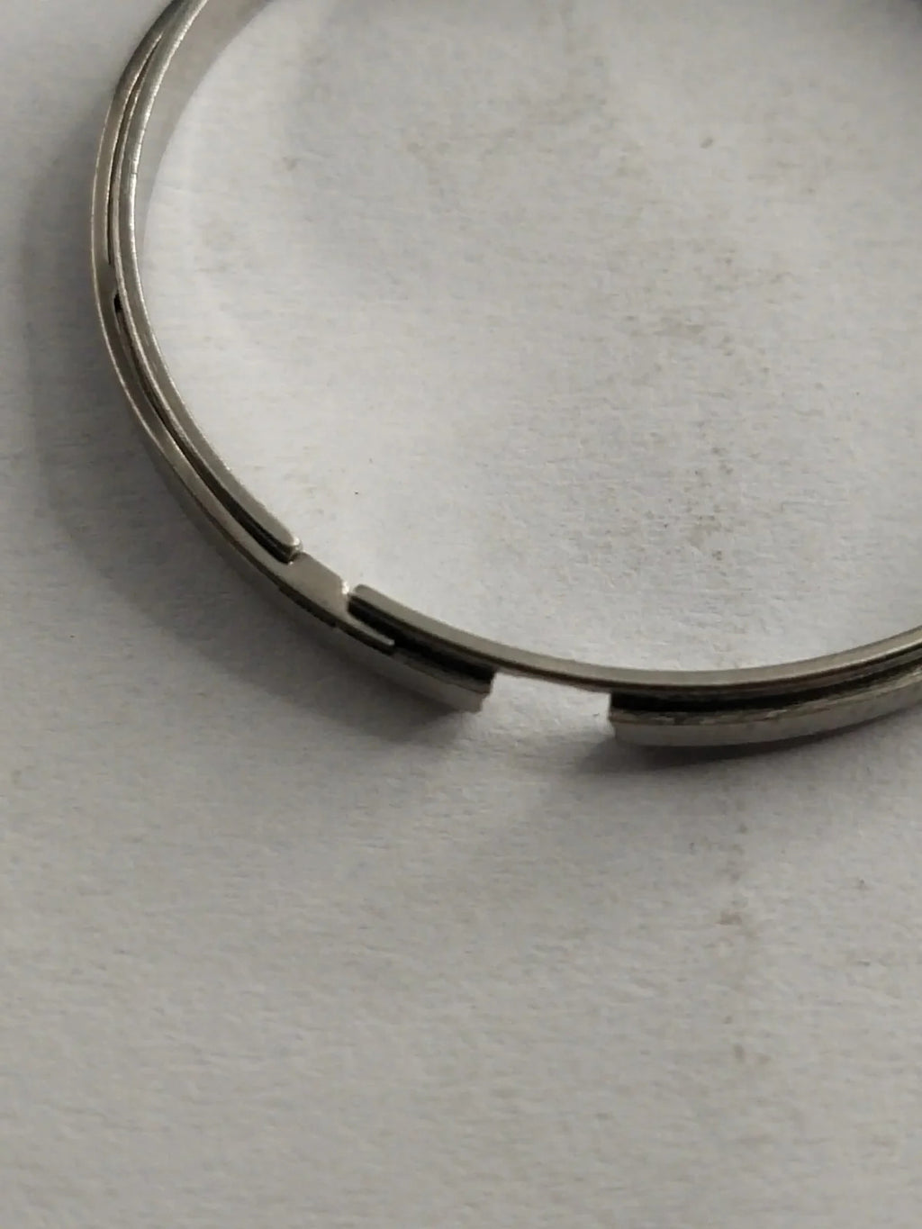 NOS Seiko Part . 8310 8865 / Case Ring