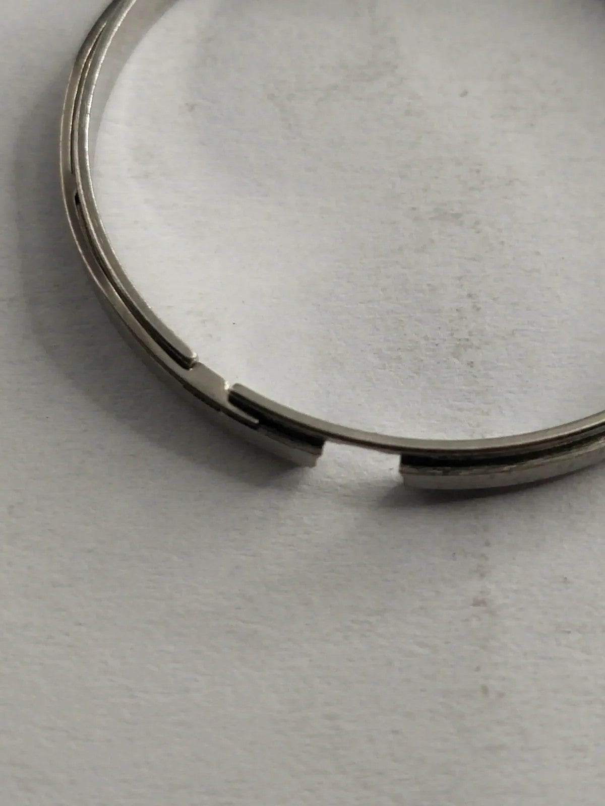 NOS Seiko Part . 8310 8865 / Case Ring