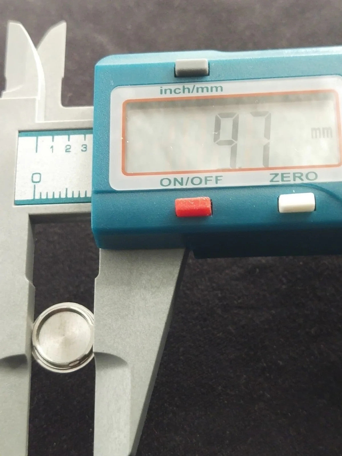 NOS Seiko Part . 8359 1799 Battery Hatch Cover