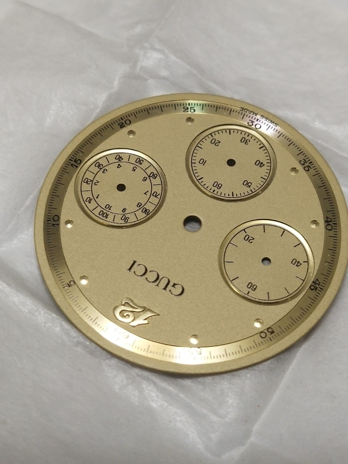 GUCCI Original / Dail  chronograph / Part No. 051.314/CA.CH A.9400M  gold color