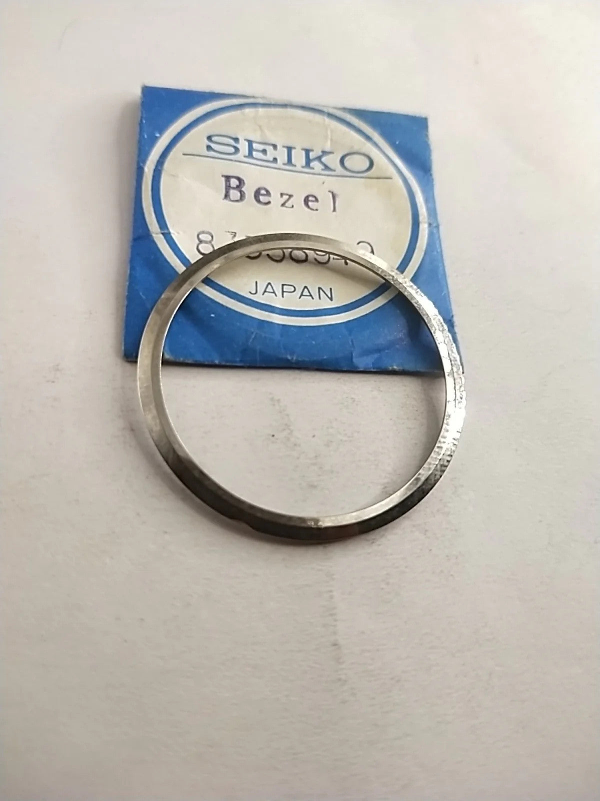 NOS Seiko original Bezel / Part 8333 8949