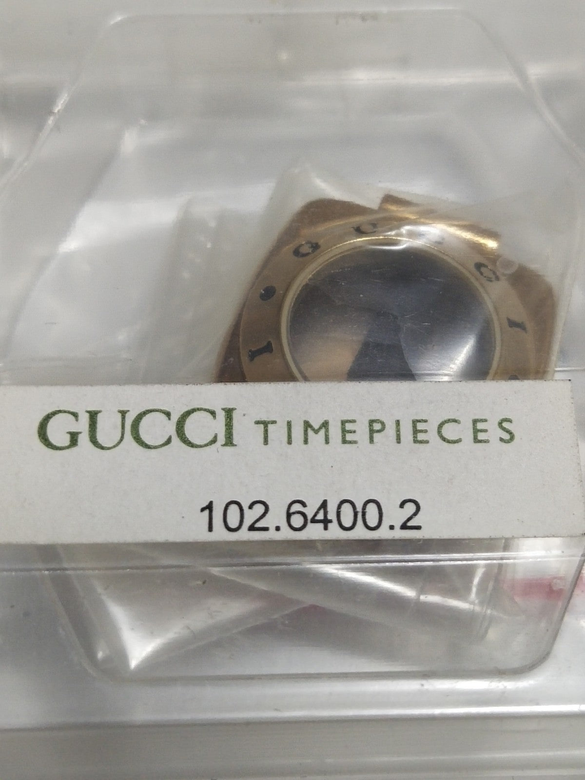 GUCCI Original / Complete Case/ Part No. 102.6400.2/ 6400L Gold color 