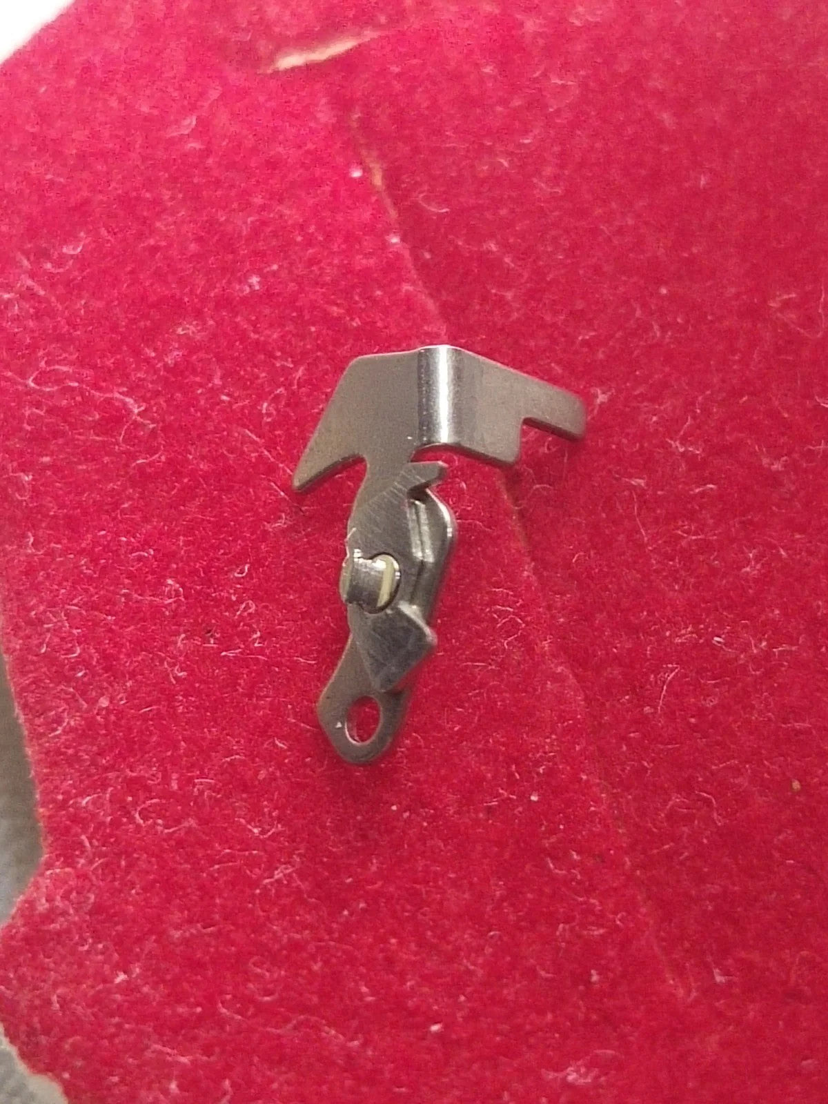 NOS Seiko Parts 587 611 Cal. 6138A/1pc