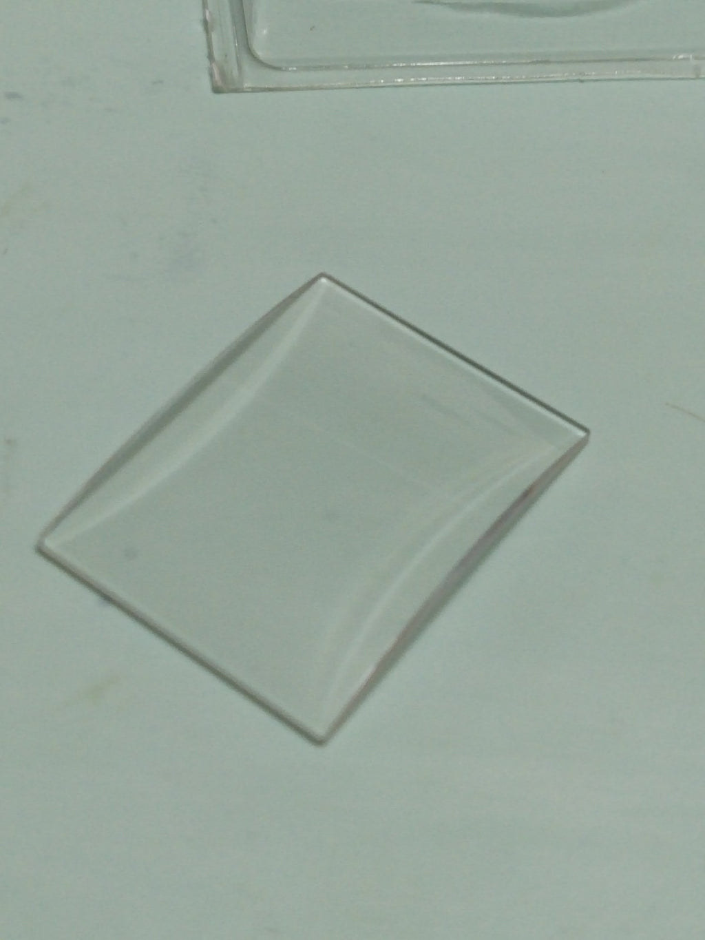 GUCCI Original /Sapphire Crystal / Part No. YDA 42013 /8600M Chrono 