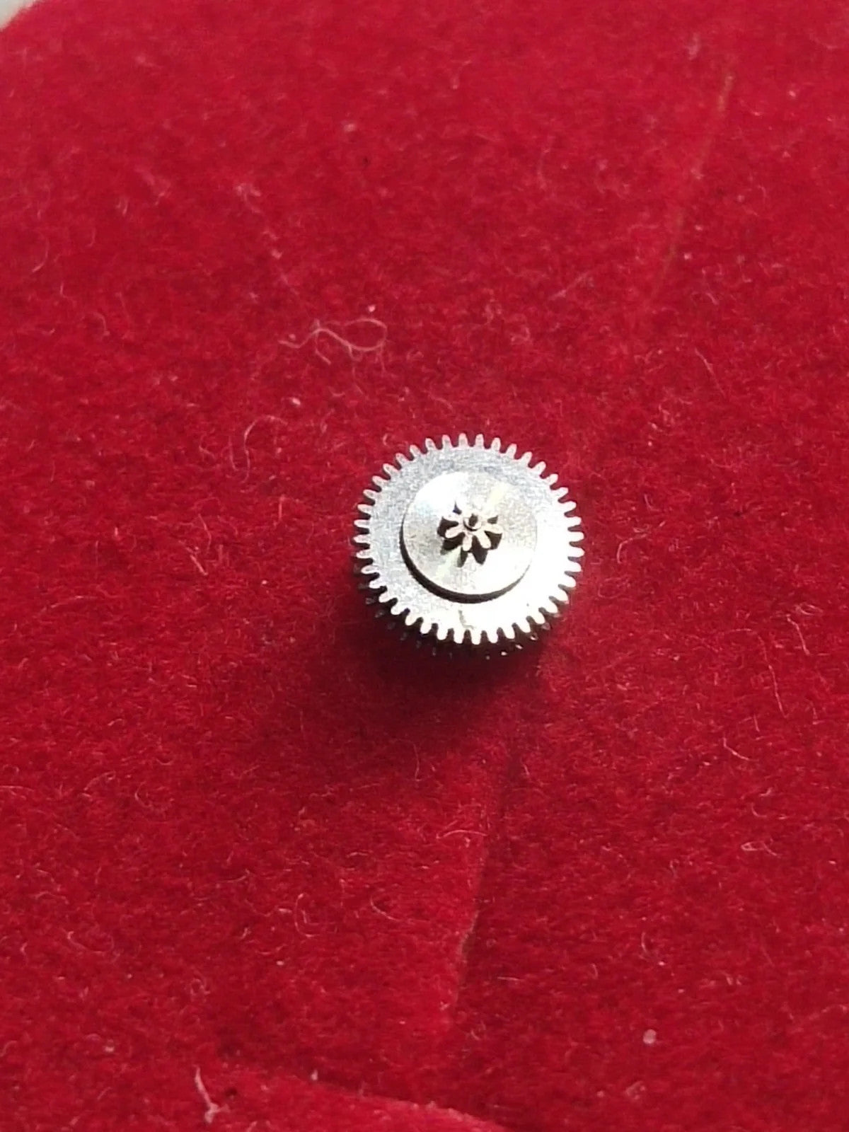 NOS Seiko Parts 531 001 Cal. 5106A/1pc