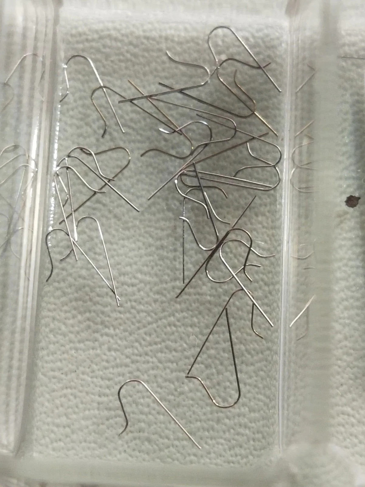 Seiko Part. 811 001 Date Jumper Spring Cal. 5106A/ (1pc