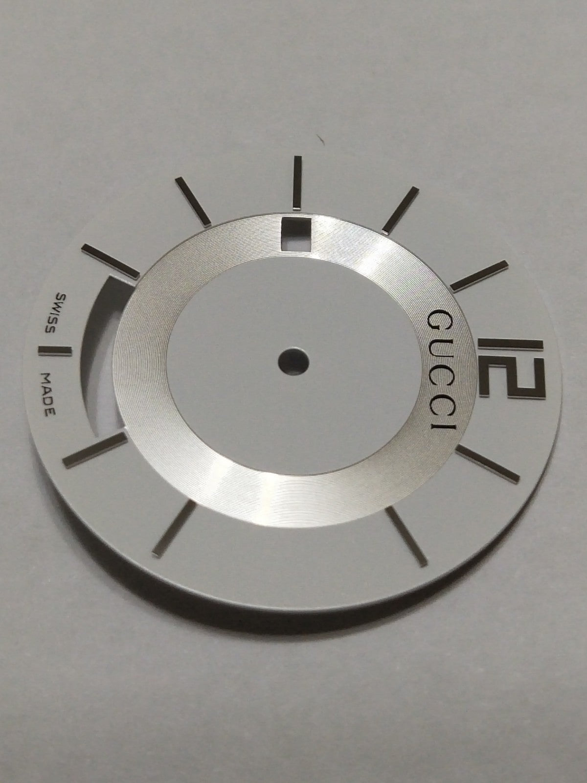 GUCCI Original / Dail /Day Date  / Part No. YDA05065/  white color 