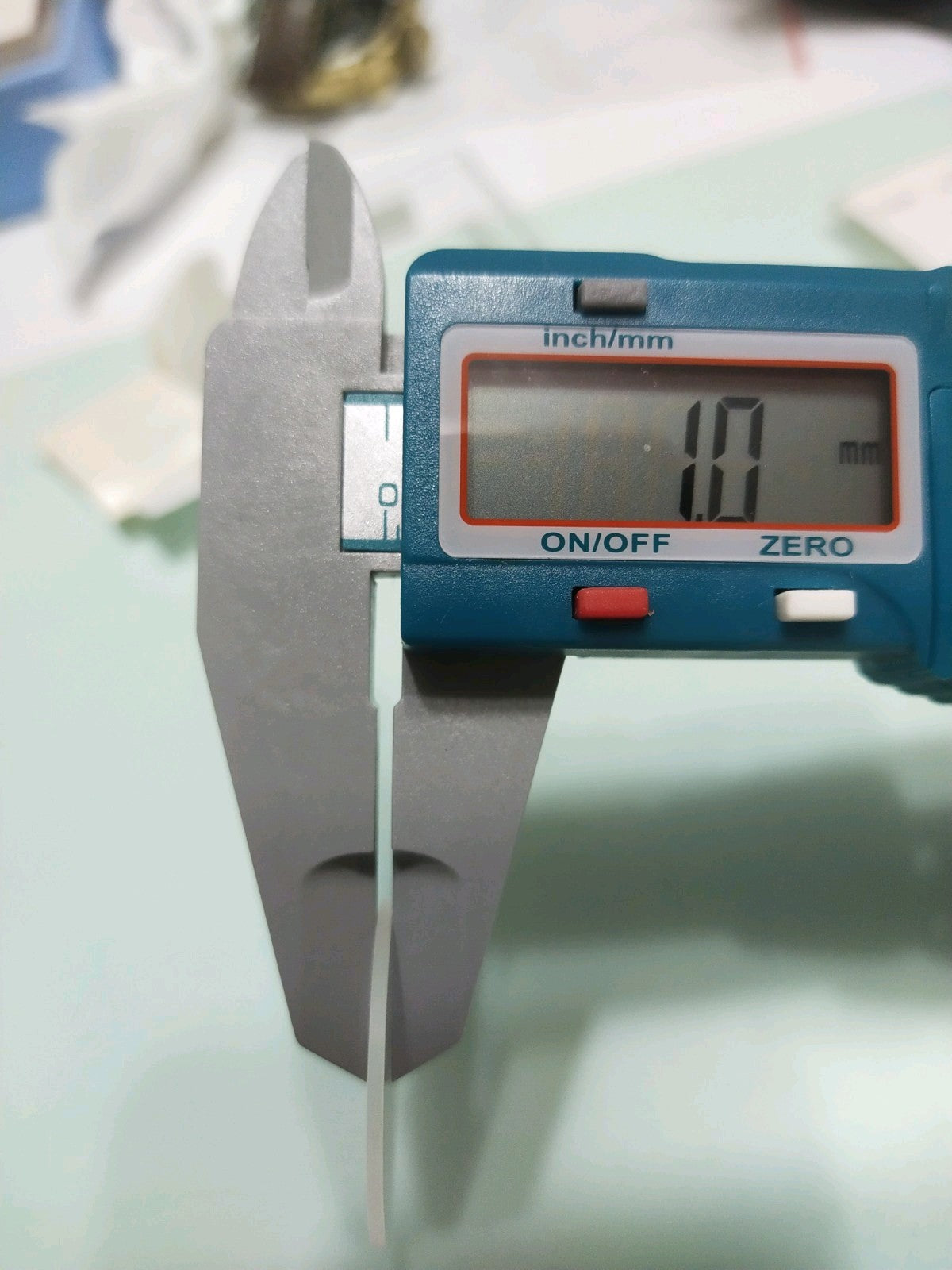 GUCCI Original /Sapphire Crystal / Part No. YDA 42041