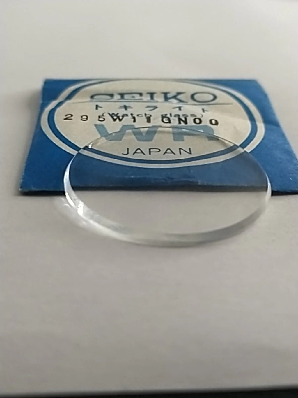 New Old Stok original Seiko glass 295W11GN00