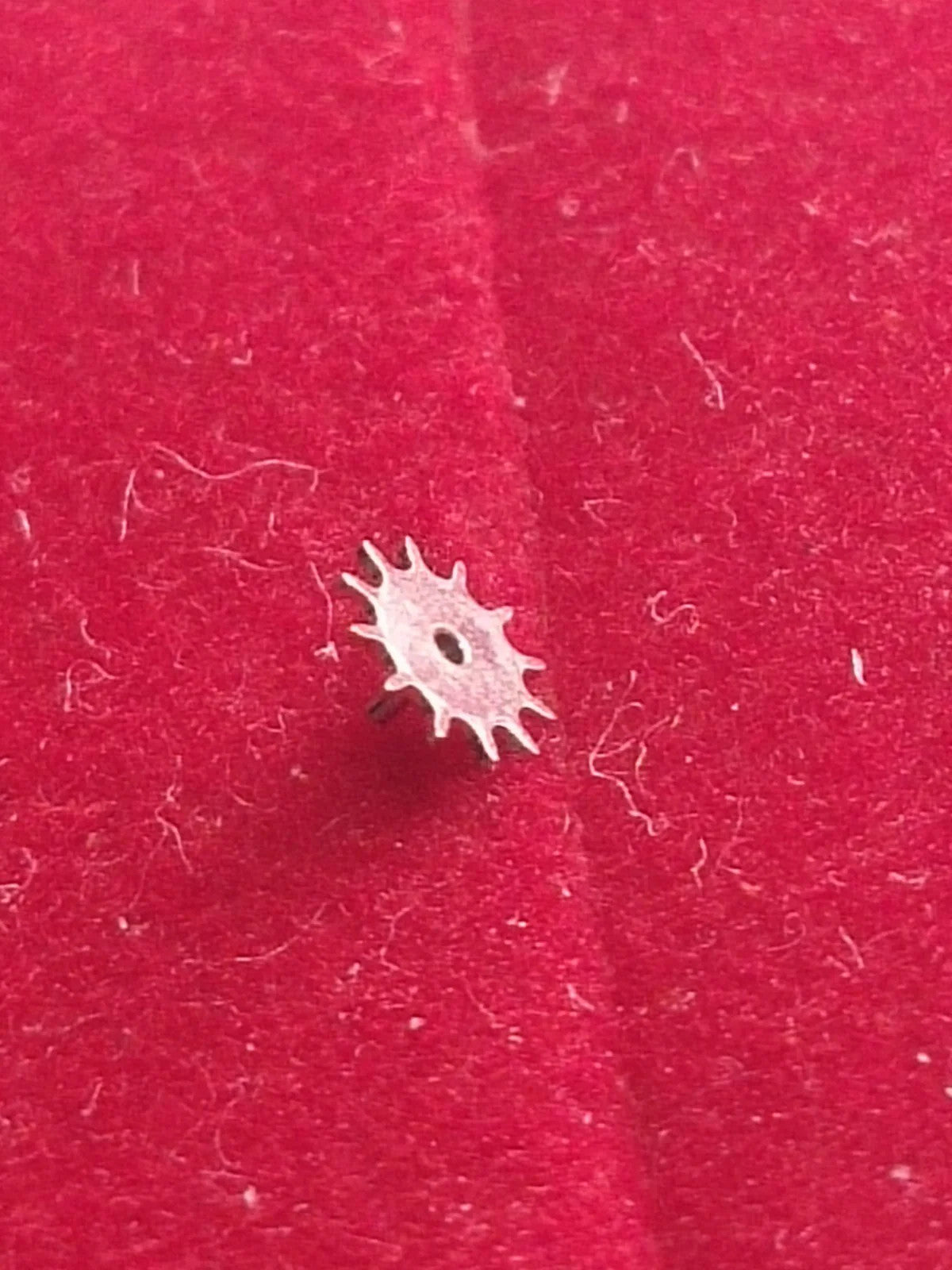 NOS Seiko Parts 737 820/1 Pc