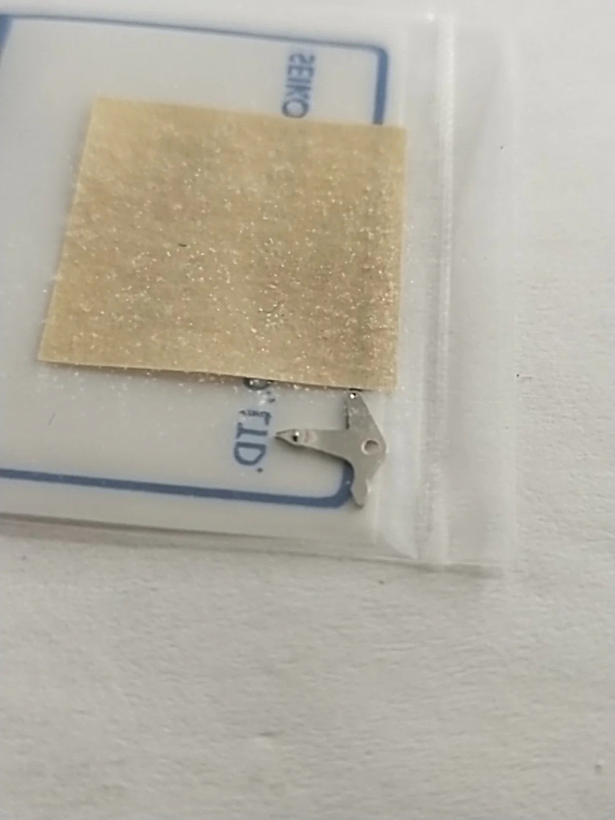 ORIGINAL SEIKO PARTS / Sitting lever/ Part . 383 070