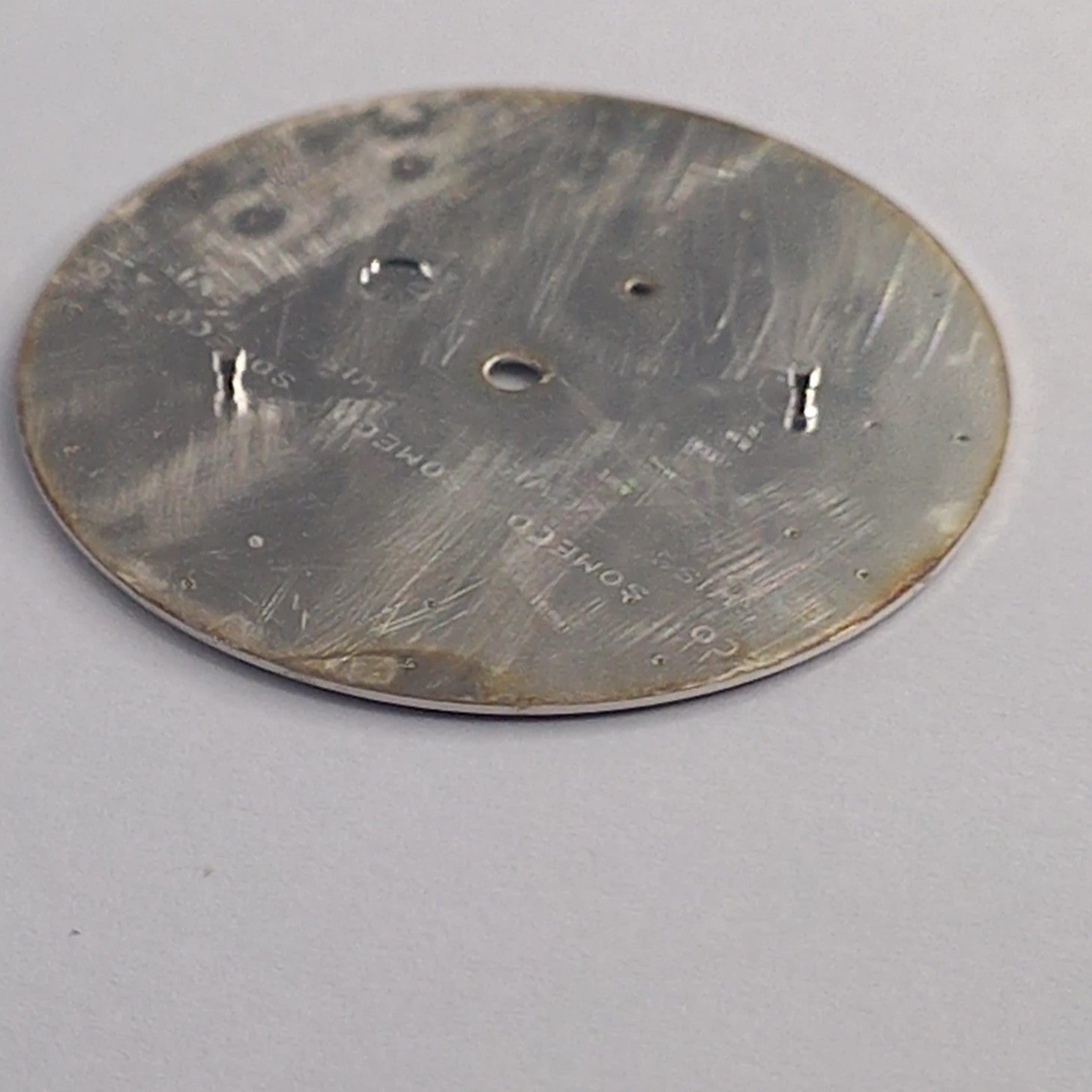 GUCCI Original /  Dail / Part No. 051./ Color  SILVER