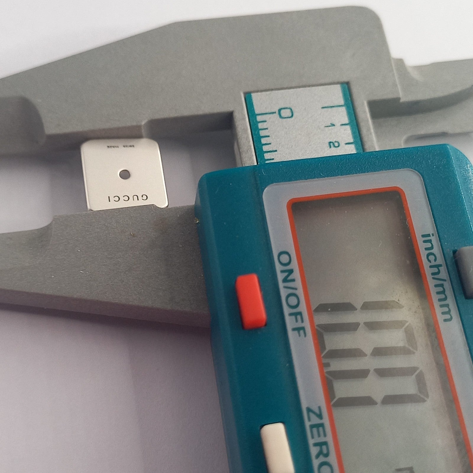 GUCCI Original /   Dail   / Part No. YDA 05017/   color SILVER