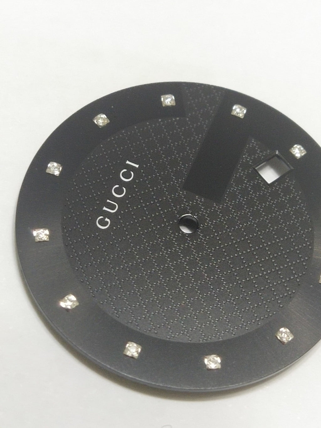 GUCCI Original / Dail diamond/ Part No. YD05347 / Black color 