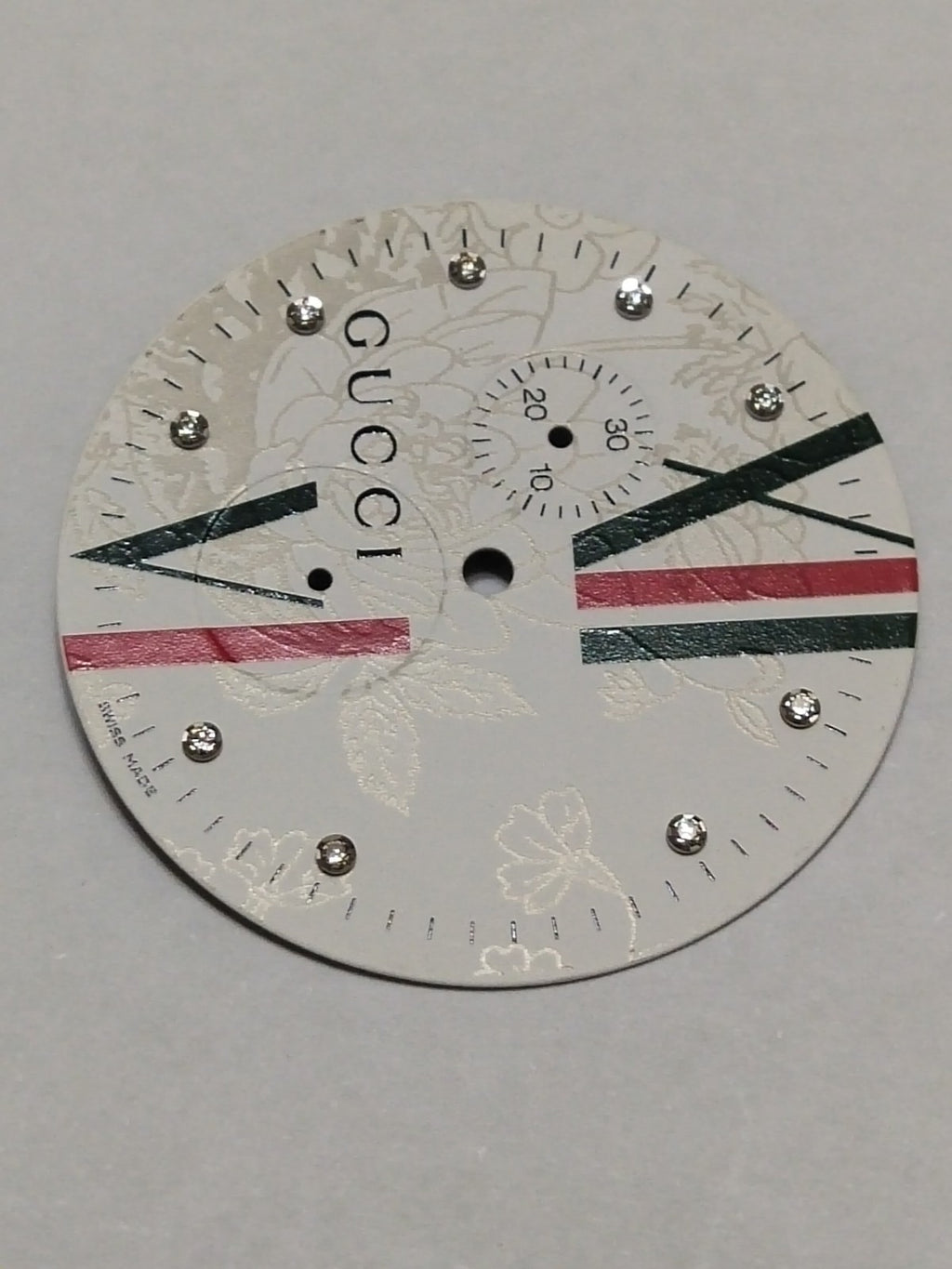 GUCCI Original / Dail chronograph diamond/ Part No. YD05069 / white color 