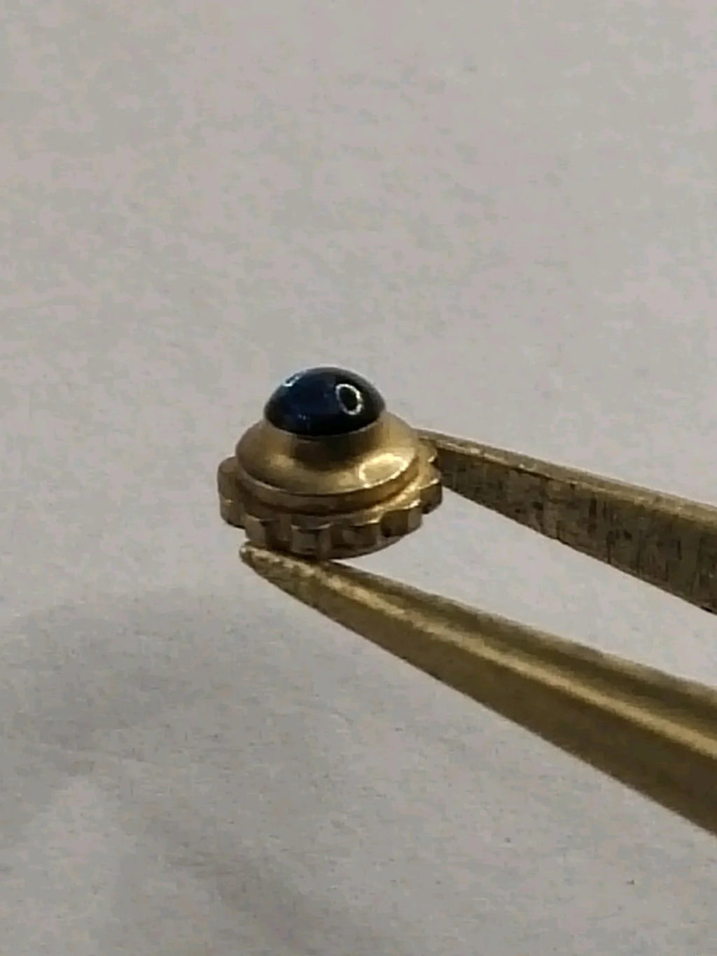 Original Cartier Crown With blue stone for Tank Must/4mm / used