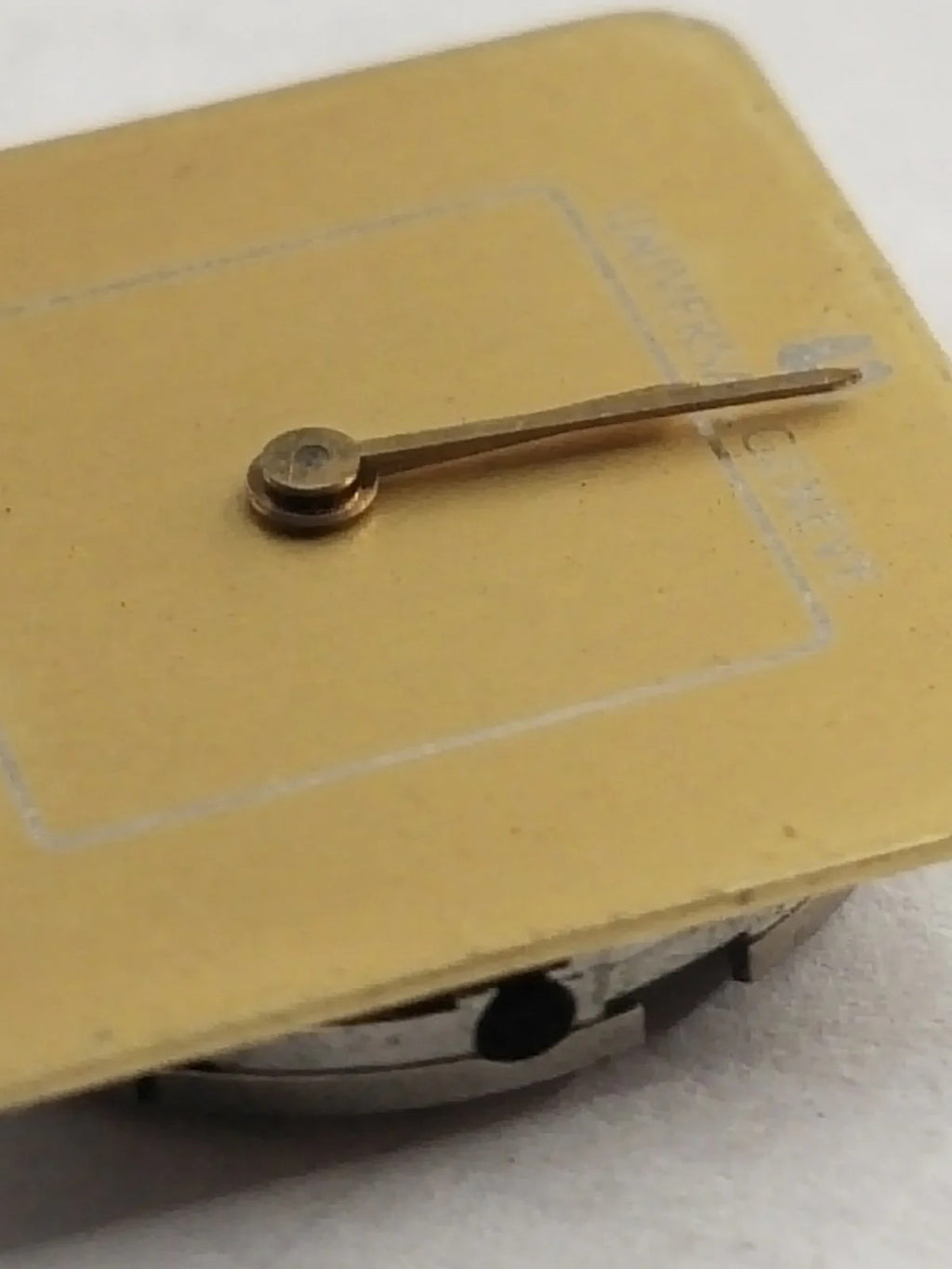 Universal manual movement Cal / 11 / With dial and hands /works well /