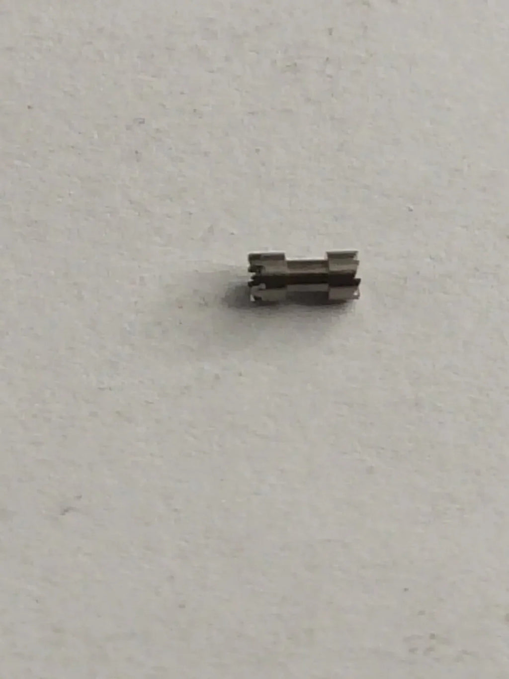 Omega original Cal/ 1000/ Part . 1000-1107 new