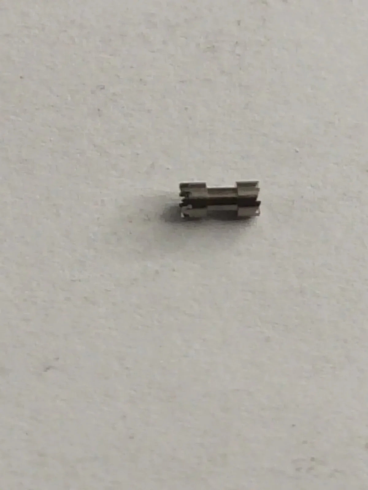 Omega original Cal/ 1000/ Part . 1000-1107 new